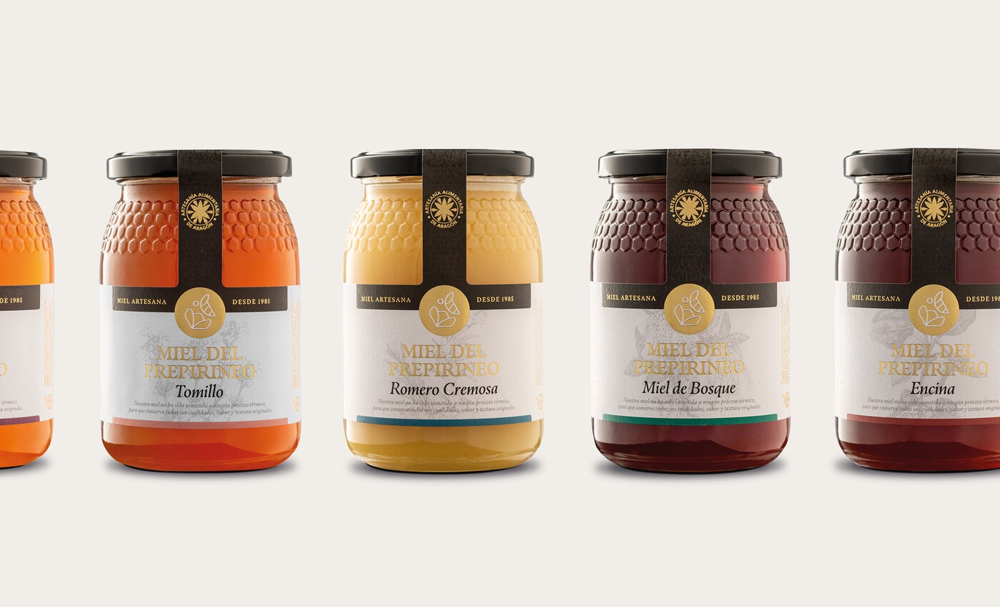 Diseño de etiquetas y packaging de las mieles de Apícola Cinco Villas, la miel del Prepirineo 2
