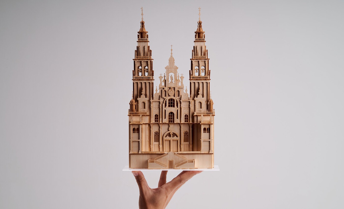 Maqueta de madera de la catedral de Santiago de Compostela comercializada por HitoCultural